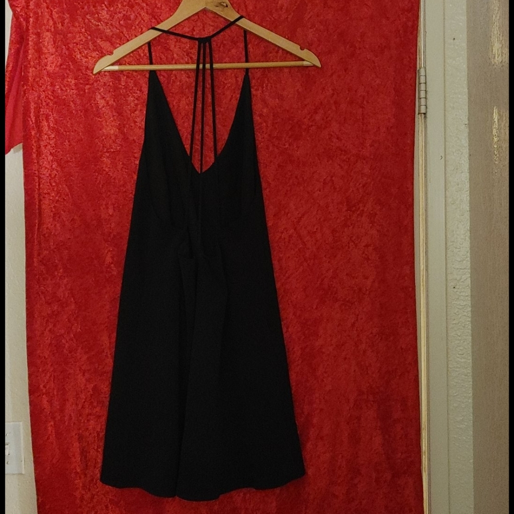 Dress - Picture 3 of 4